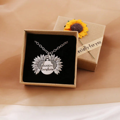 Girasol "You Are My Sunshine"-halsband med förvaringspåse